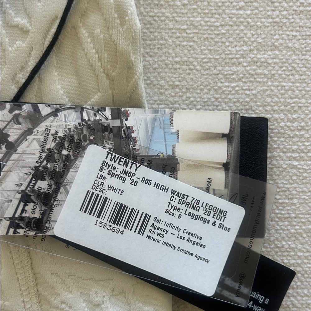 Twenty Montreal Cream Patterned high waisted Leggings - Picture 3 of 5